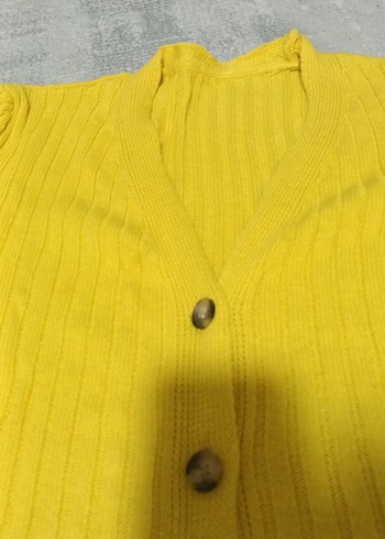 Düğmeli Sarı Kadın Kazak - Görsel 2