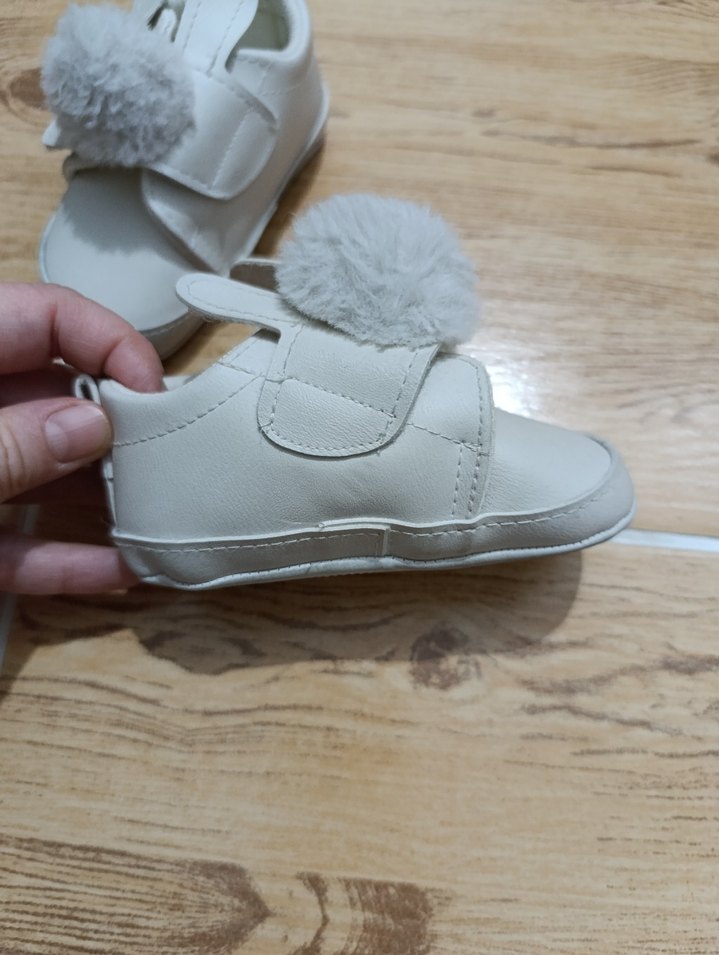 Kız Bebek Beyaz Kürklü İlk Adım Ayakkabısı - Görsel 3
