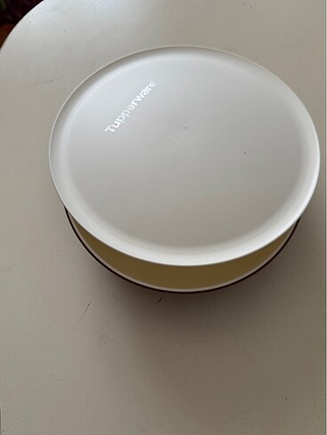 Beden Tupperware kap