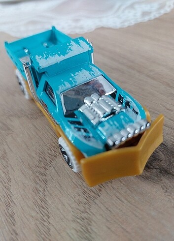 HOTWHEELS SO PLOWED Kar Küreme aracı