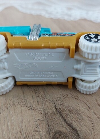  Beden HOTWHEELS SO PLOWED Kar Küreme aracı