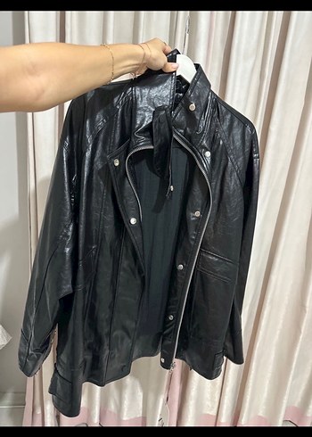 Zara viral Kadın Siyah Deri ceket ..yepyeni.. 1 kere giyildi.. - Görsel 3