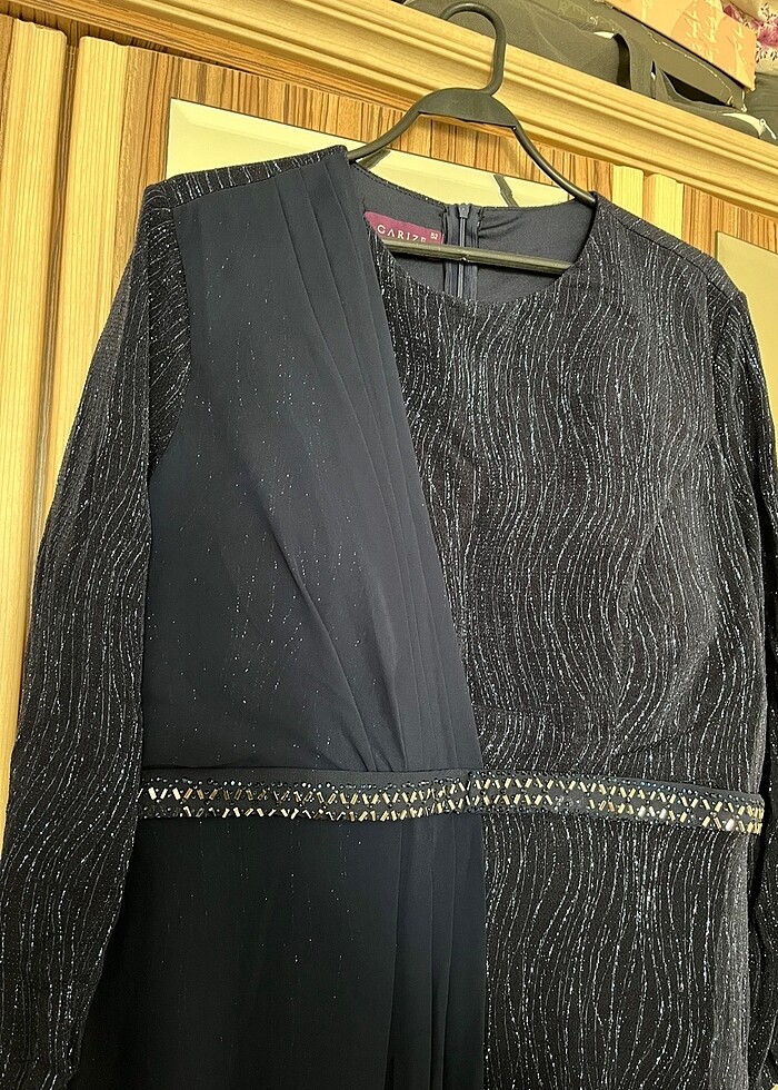 Lacivert Taşlı Tesettür Abiye - Görsel 3