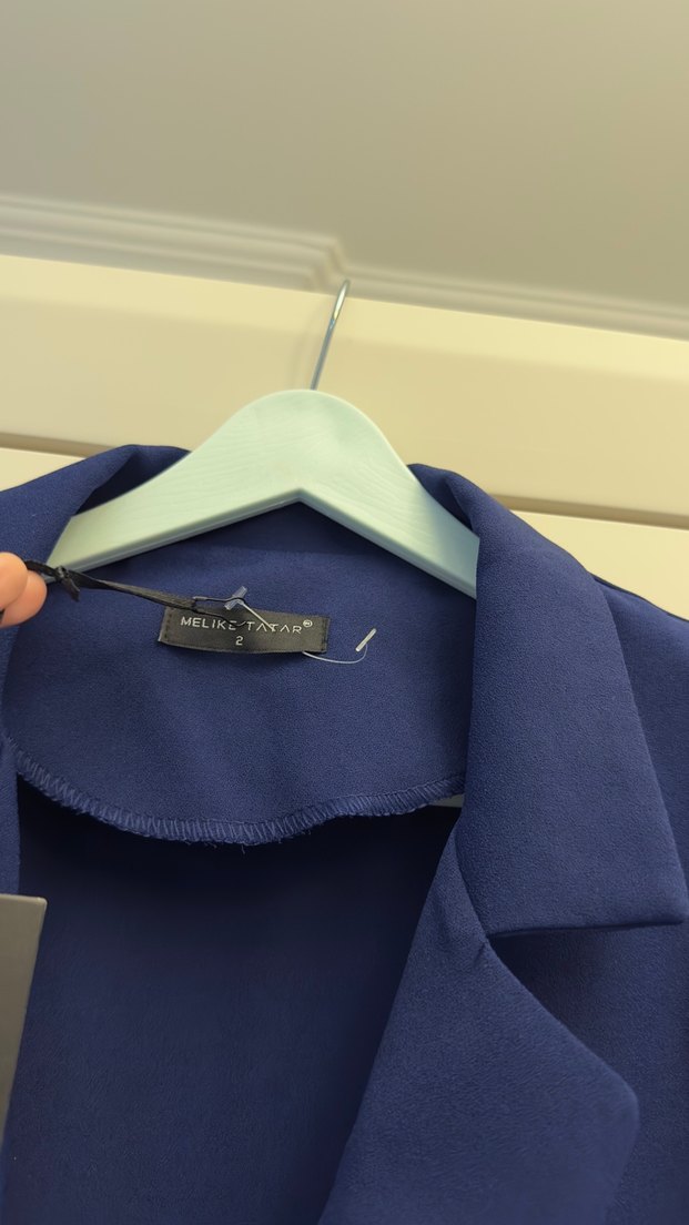 Mavi Çiçek Detaylı Uzun Kadın Takım - Görsel 5