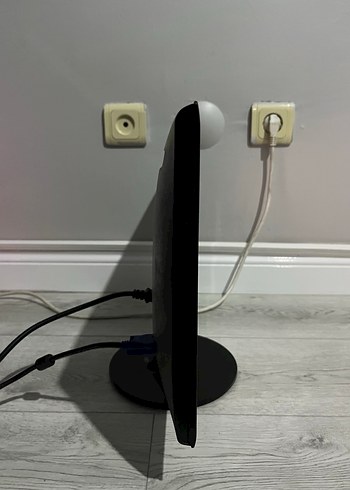 Siyah ASUS Monitör - Görsel 2