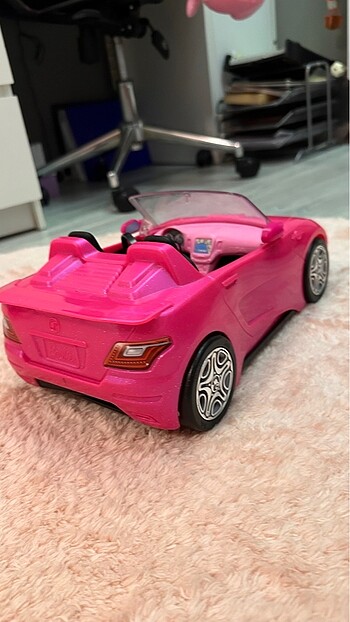  Beden Barbie Arabası