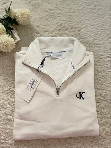 Calvin Klein Sweatshirt