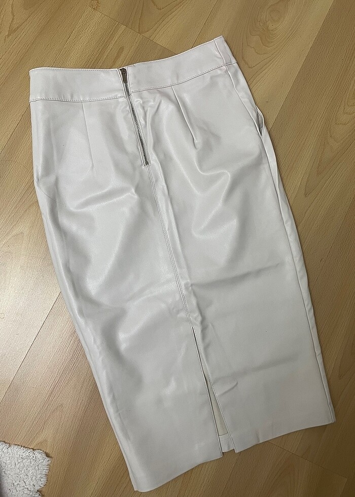 Dilvin deri beyaz kalem etek - Görsel 4