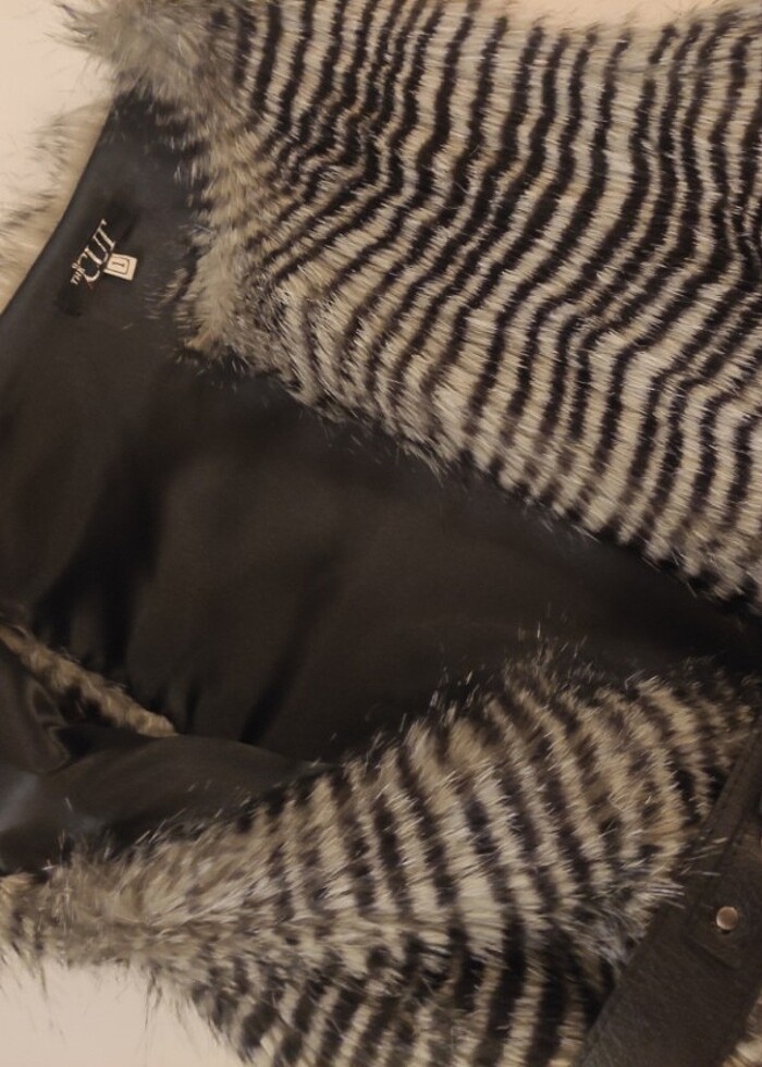 İTHAL KÜRK YELEK - Görsel 3