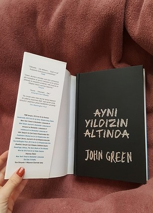 Aynı Yıldızın Altında Kitap