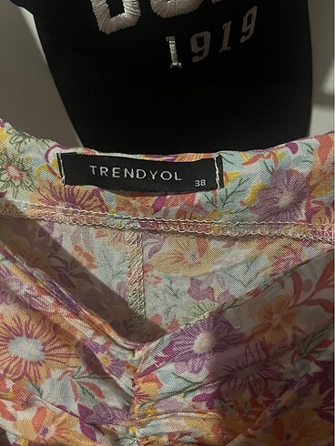 Trendyol & Milla Trendyolmille çicekli elbise