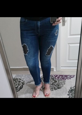 32 Beden mavi Renk Kadın Mavi Payetli Regular Fit Likralı Denim Pantolon
