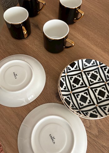 Siyah Altın Detaylı 4'lü Kahve Fincanı - Görsel 3