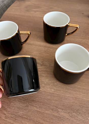 Siyah Altın Detaylı 4'lü Kahve Fincanı - Görsel 5