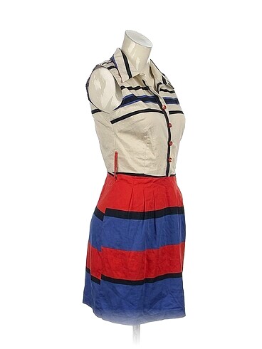 Vintage Love PreLoved Kısa Elbise %70 İndirimli.