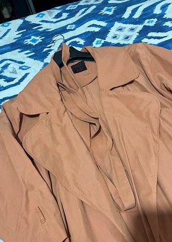 Bej Uzun Kadın Trençkot - Görsel 3