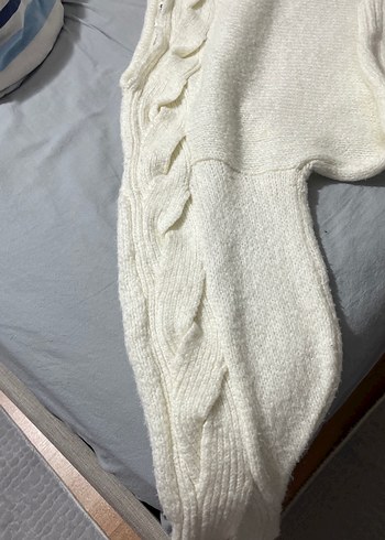 Kadın Beyaz Örgü Triko Bluz yan kol bi omzu açık - Görsel 4