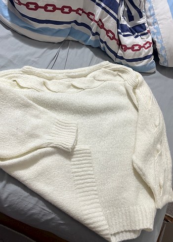 Kadın Beyaz Örgü Triko Bluz yan kol bi omzu açık - Görsel 6