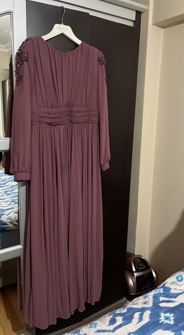 Bordo Uzun Kollu Drapeli Kadın Abiye Elbise - Görsel 2