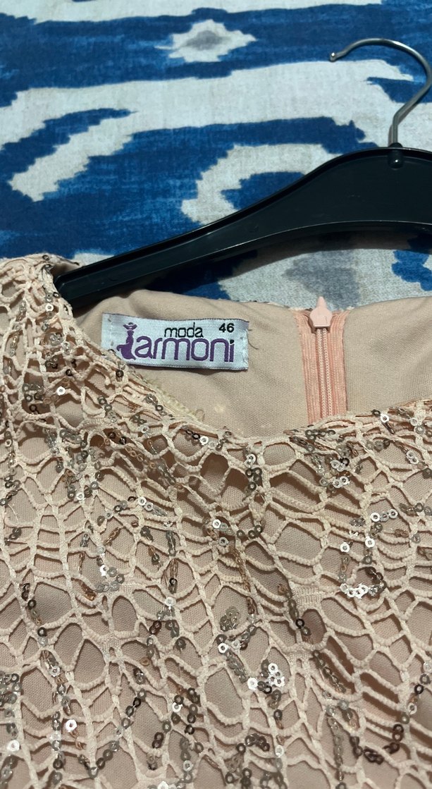 Dantel Detaylı Bej Uzun Kollu Kadın Elbise - Görsel 3