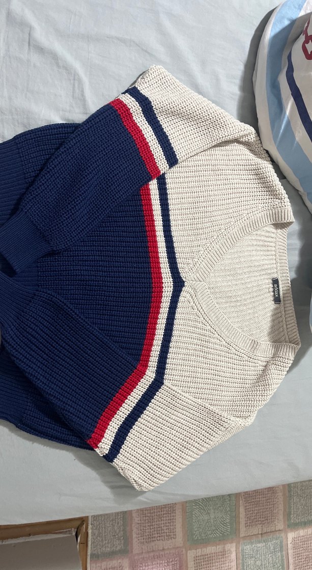 V Yaka Renkli Örgü Kadın Kazak - Görsel 5