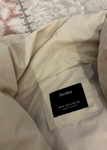 Beyaz Şişme Kadın Mont - Görsel 3