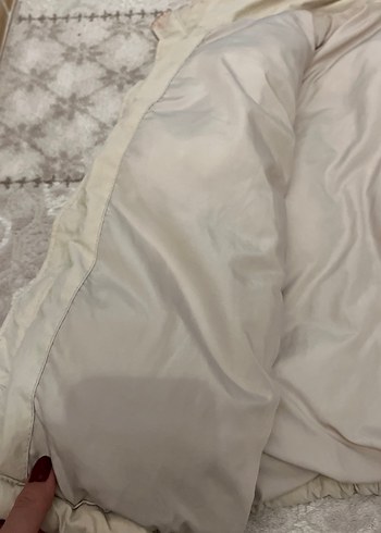Beyaz Şişme Kadın Mont - Görsel 7
