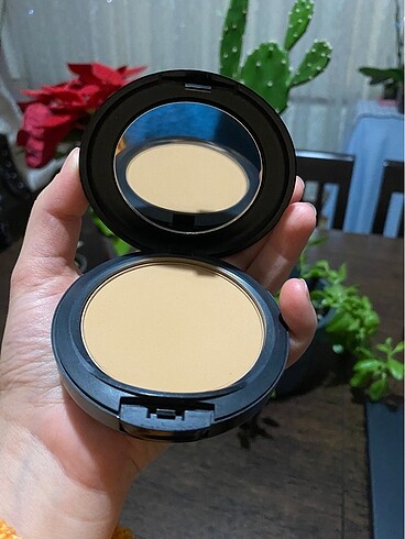 Studio MAC Fix