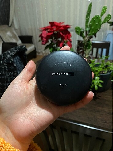 MAC Studio MAC Fix