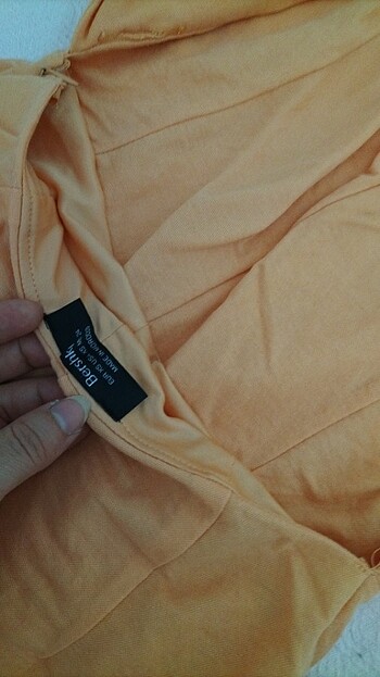 Bershka TULUM SIRT BAĞLAMALI DETAYLI
