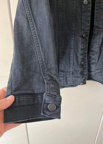 LC Waikiki Siyah içi kürklü kot ceket