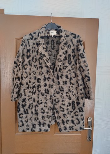 Leopar Desenli Kadın Midi Kaban