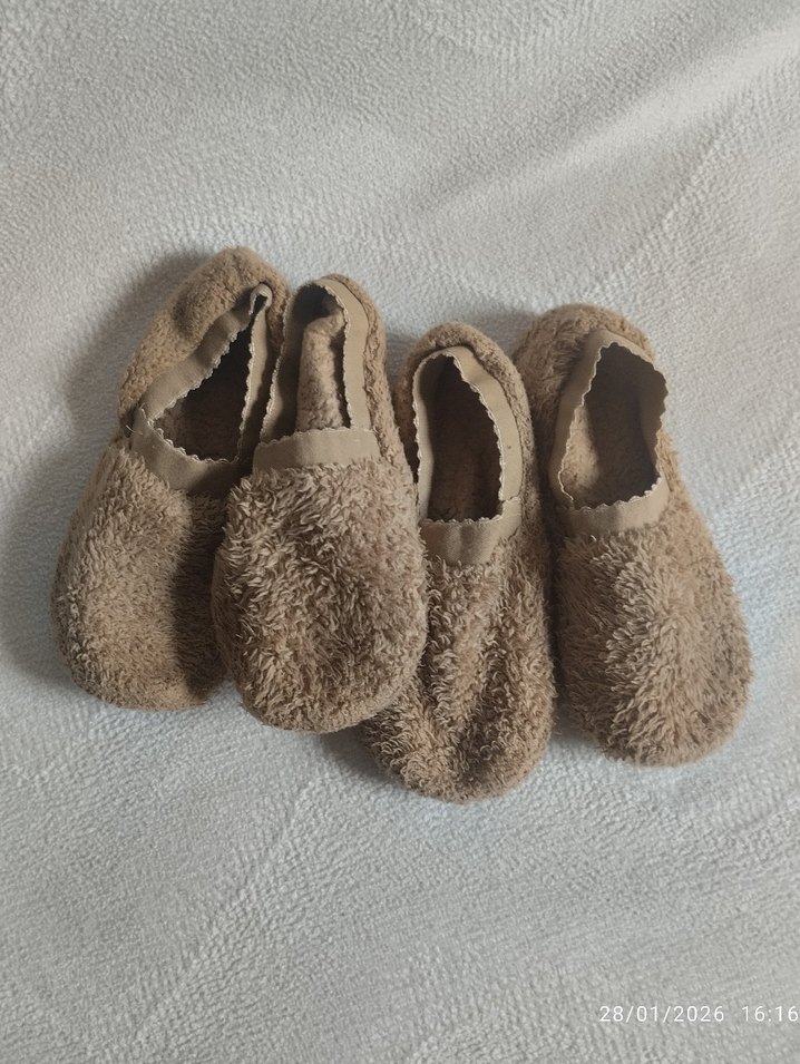 Camel Rengi Çocuk Sıcak Pelüş Patiği - Görsel 3