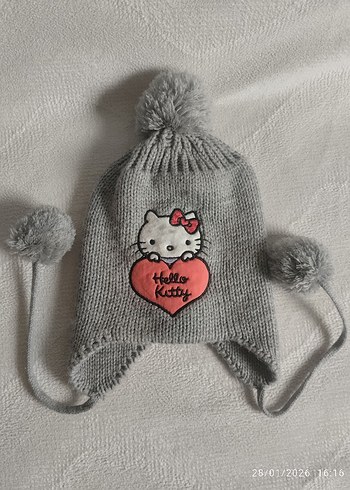 Hello Kitty 5-8 Yaş, 22 cm