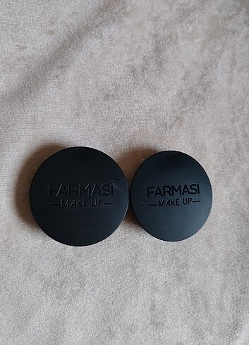Farmasi Farmasi tekli göz farı