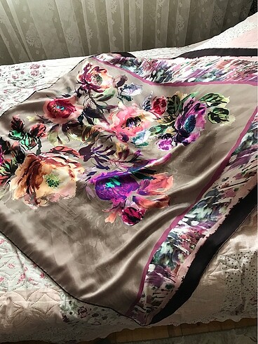 Armine ipek eşarp