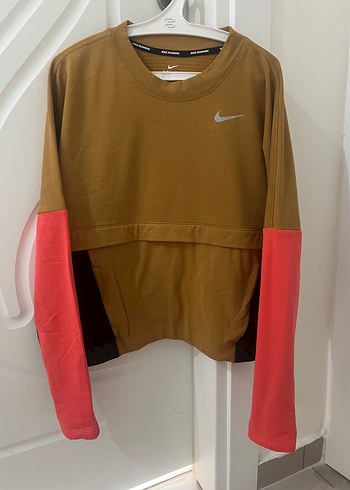 Nike sweatshirt