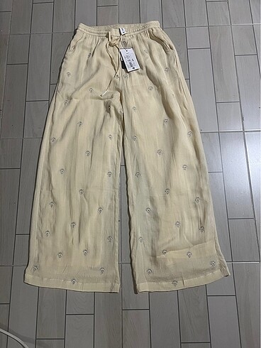 Dagi boncuk işlemeli Pantalon