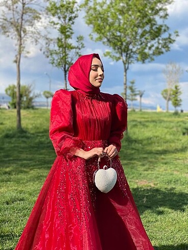 Zara Tesettür kiralık abiye