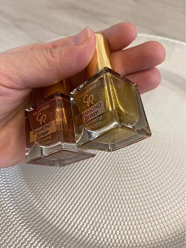  Beden Oje goldenrose