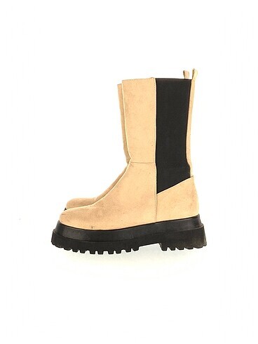 PreLoved Bot %70 İndirimli.