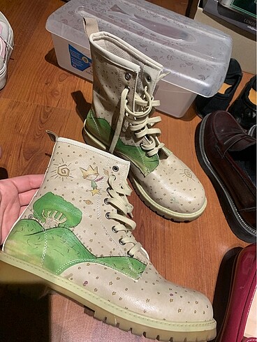 Dogo Shoes Dogo Bot