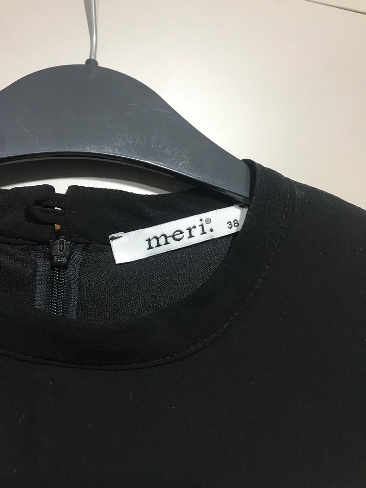 Siyah Uzun Kollu Salaş Uzun Elbise - Görsel 2