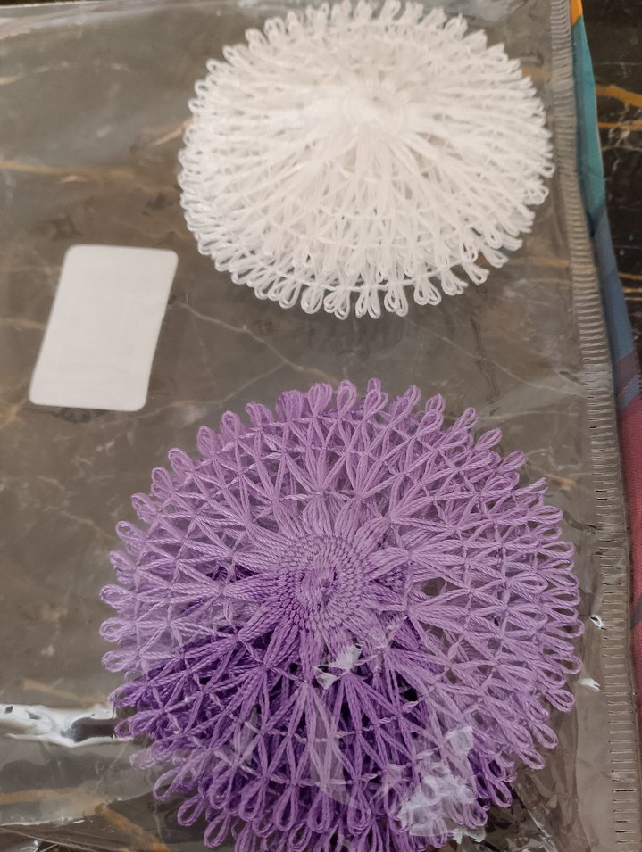 Beyaz ve mor motif iğne - Görsel 4