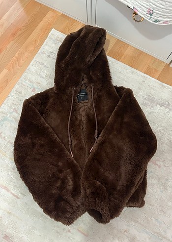 Kahverengi Kapüşonlu Kadın Peluş Ceket