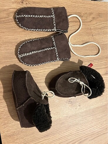 Kuzu derisi eldiven bot set 1/2 yaş 21/22 no - Görsel 4