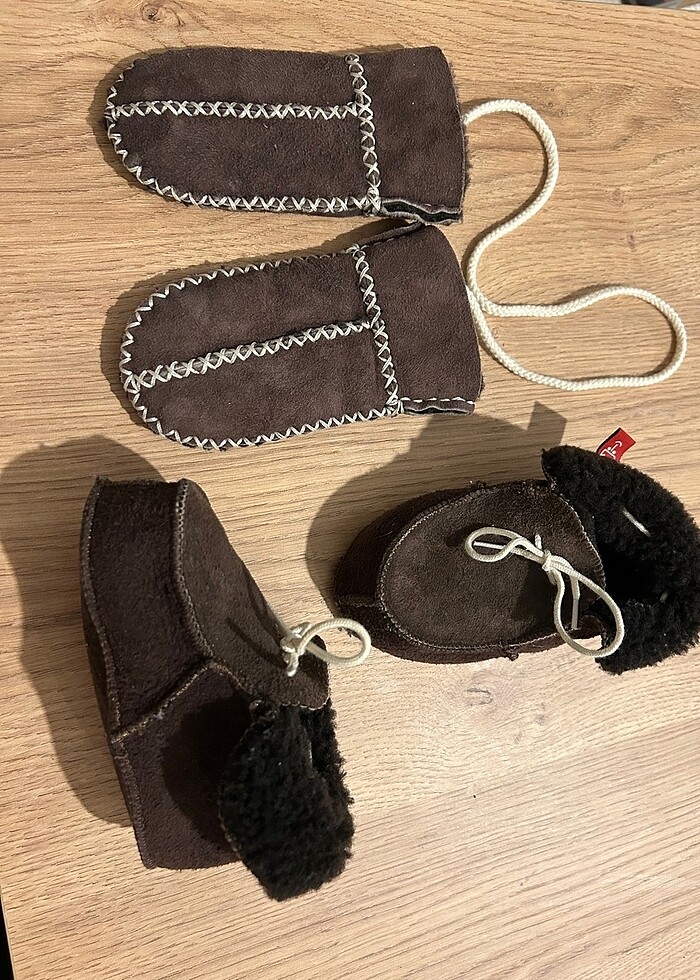 Kuzu derisi eldiven bot set 1/2 yaş 21/22 no - Görsel 4