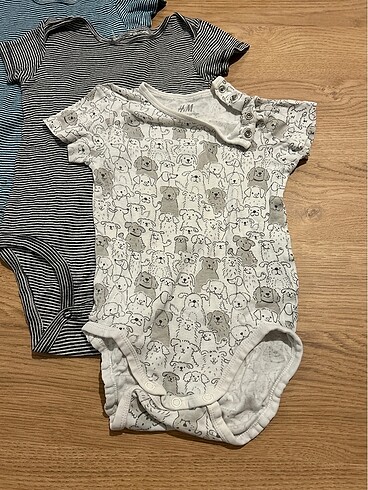 1,5 Yaş Beden Carter?s HM C&A hepsi 225-TL