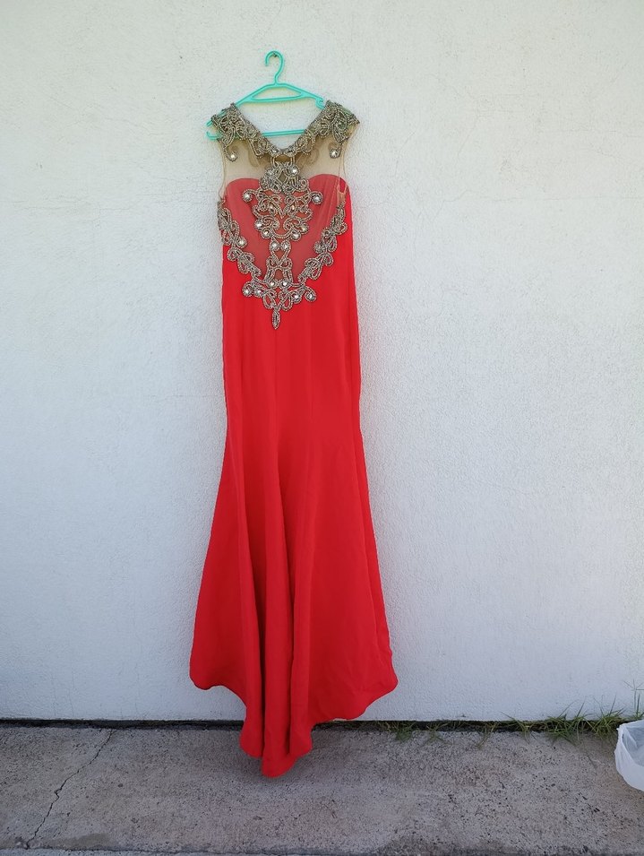 Nakışlı V Yaka Kırmızı Uzun Abiye Elbise - Görsel 5