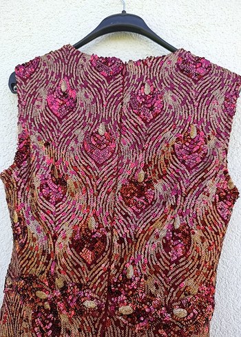 Bordo İşlemeli V Yaka Uzun Abiye Elbise - Görsel 5